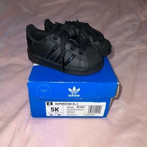 Black size 6 adidas